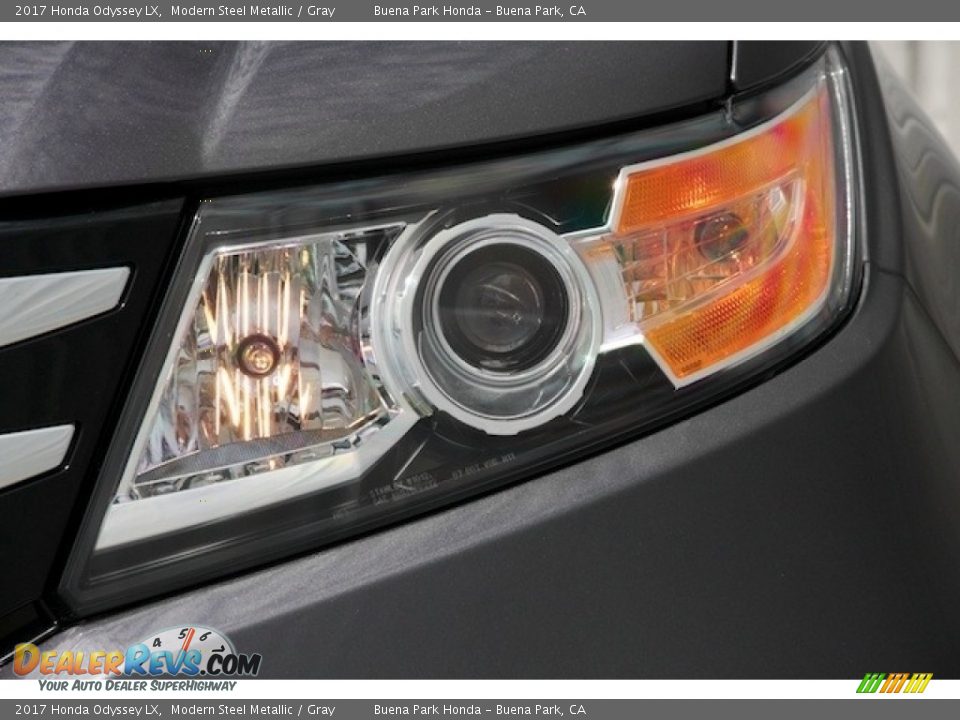 2017 Honda Odyssey LX Modern Steel Metallic / Gray Photo #5