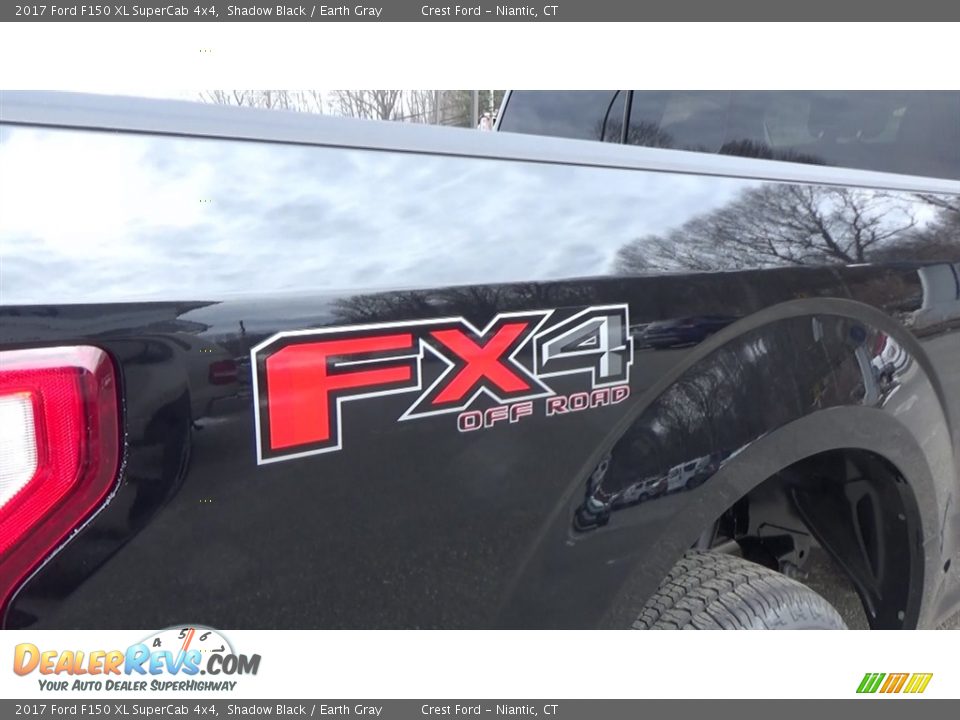 2017 Ford F150 XL SuperCab 4x4 Shadow Black / Earth Gray Photo #9
