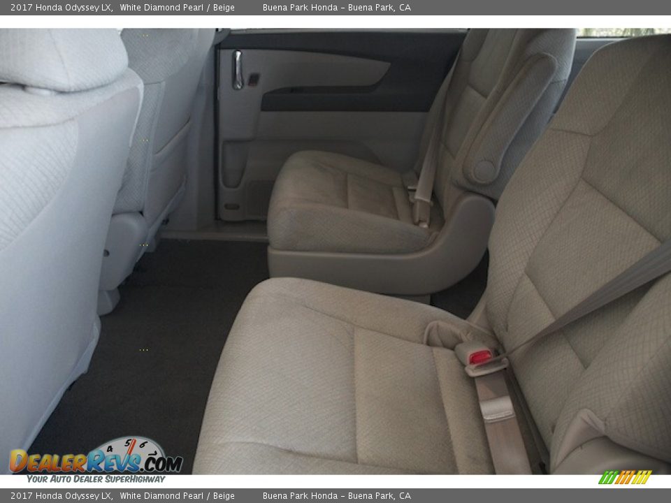 2017 Honda Odyssey LX White Diamond Pearl / Beige Photo #12