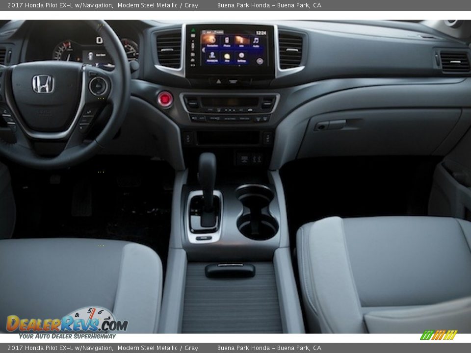 2017 Honda Pilot EX-L w/Navigation Modern Steel Metallic / Gray Photo #13