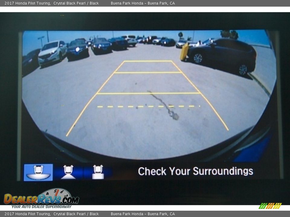 2017 Honda Pilot Touring Crystal Black Pearl / Black Photo #6
