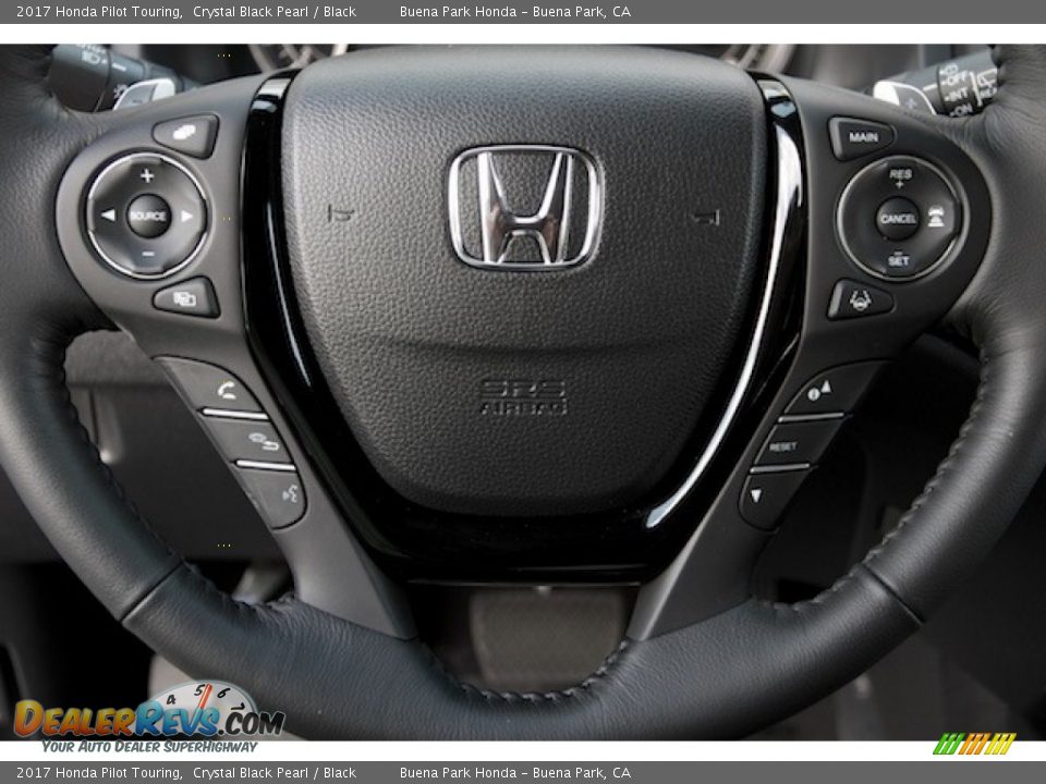 2017 Honda Pilot Touring Crystal Black Pearl / Black Photo #10