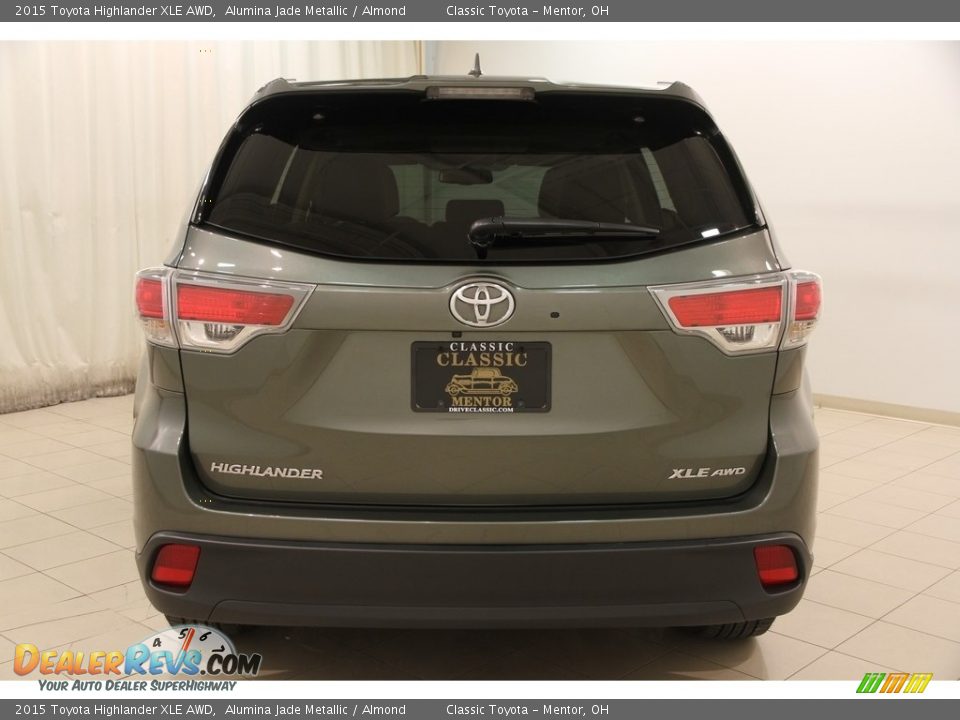 2015 Toyota Highlander XLE AWD Alumina Jade Metallic / Almond Photo #24