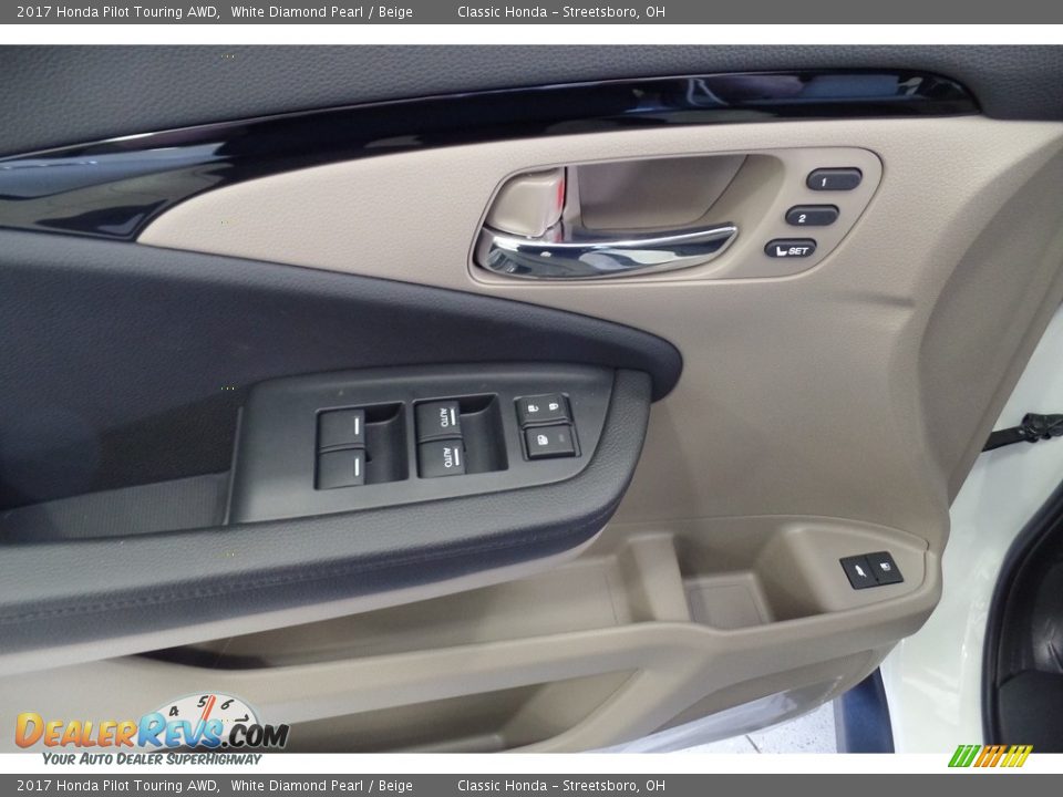 2017 Honda Pilot Touring AWD White Diamond Pearl / Beige Photo #9