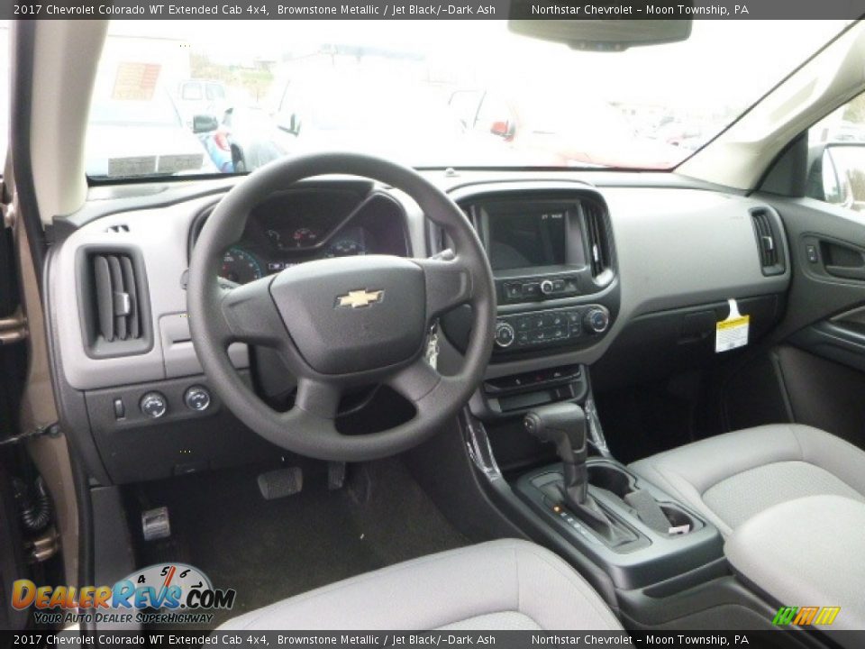 Jet Black/­Dark Ash Interior - 2017 Chevrolet Colorado WT Extended Cab 4x4 Photo #14