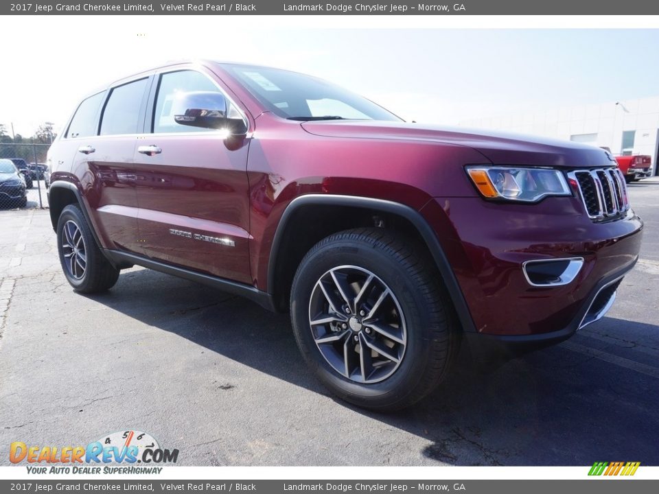 2017 Jeep Grand Cherokee Limited Velvet Red Pearl / Black Photo #4