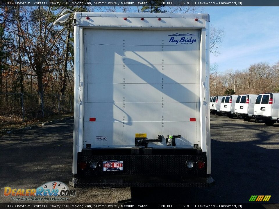 2017 Chevrolet Express Cutaway 3500 Moving Van Summit White / Medium Pewter Photo #5