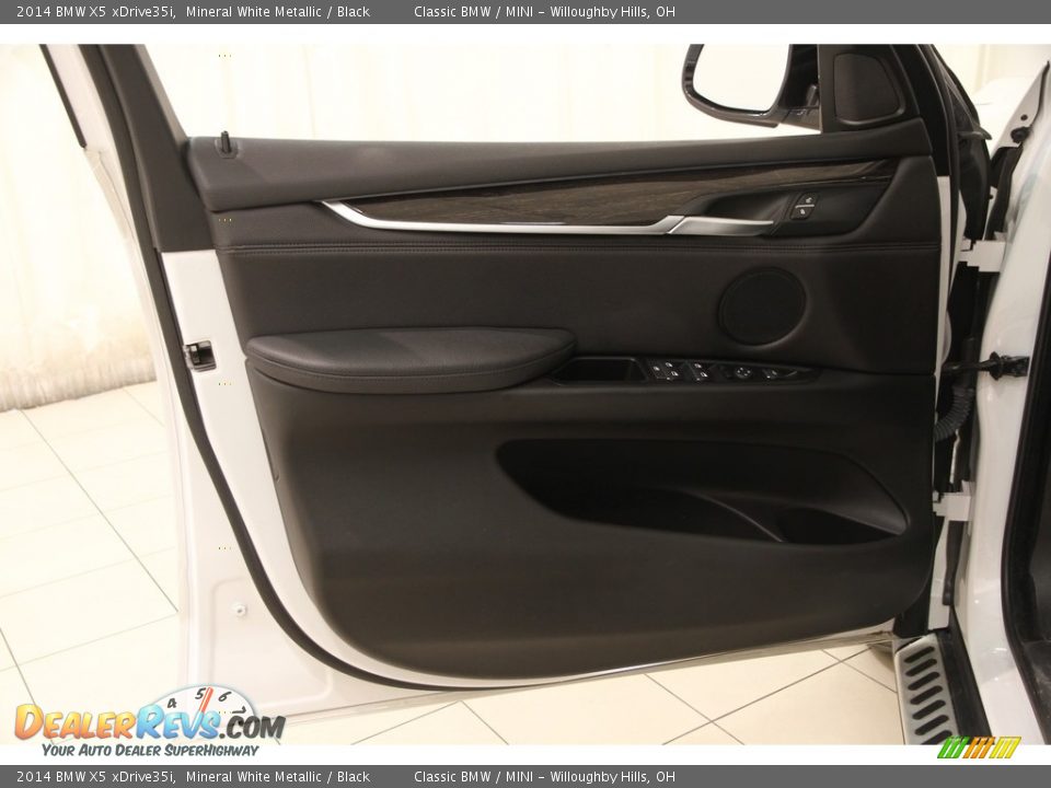 2014 BMW X5 xDrive35i Mineral White Metallic / Black Photo #4