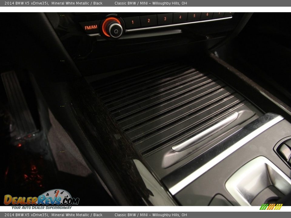 2014 BMW X5 xDrive35i Mineral White Metallic / Black Photo #16