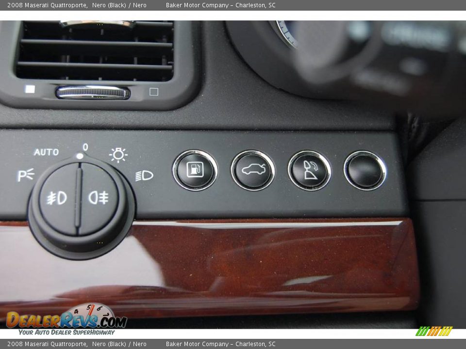 2008 Maserati Quattroporte Nero (Black) / Nero Photo #26