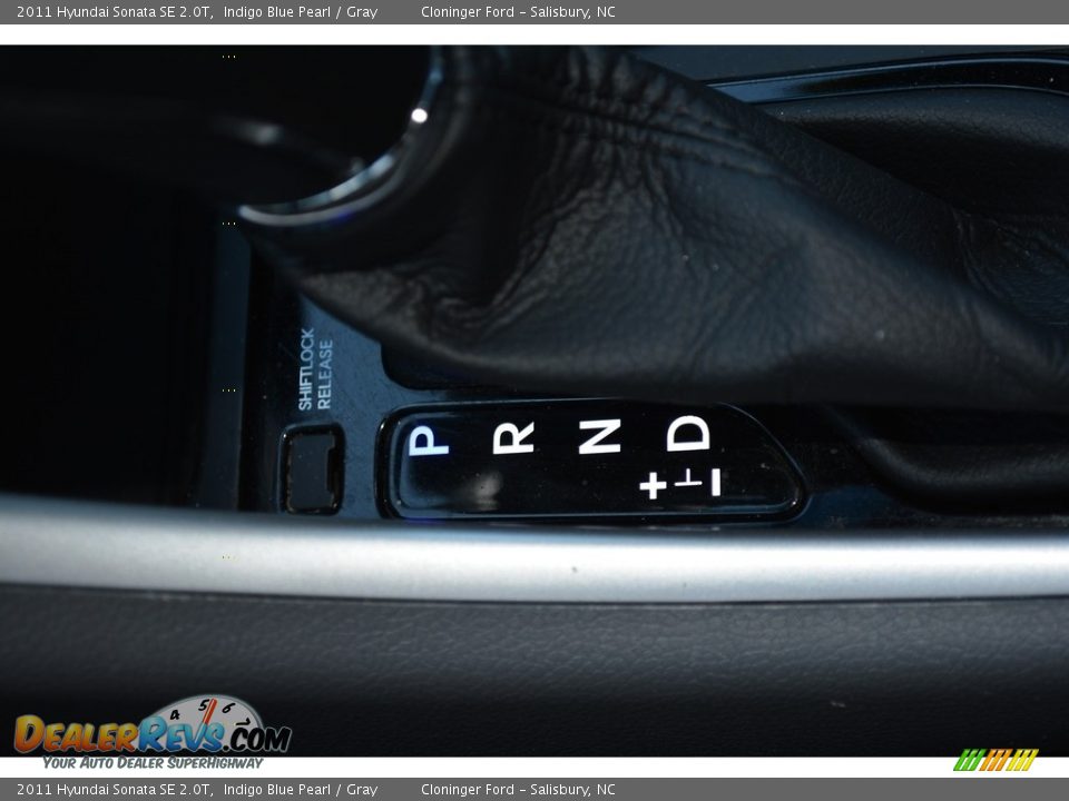 2011 Hyundai Sonata SE 2.0T Indigo Blue Pearl / Gray Photo #22