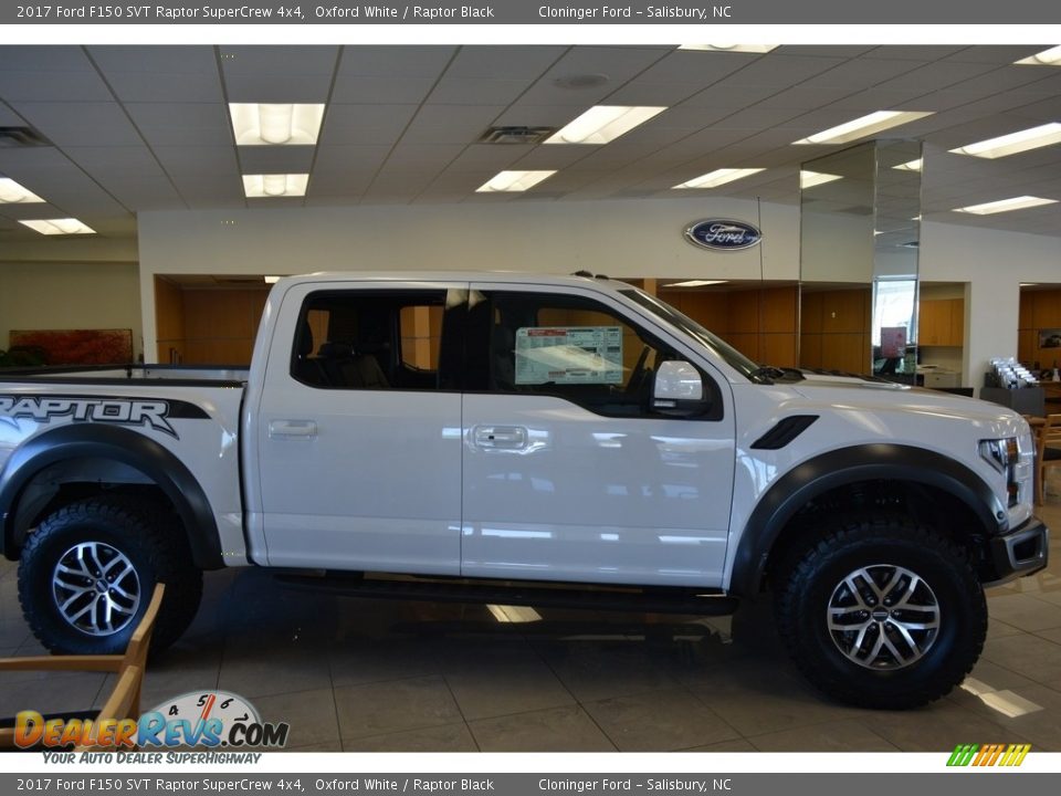 Oxford White 2017 Ford F150 SVT Raptor SuperCrew 4x4 Photo #2