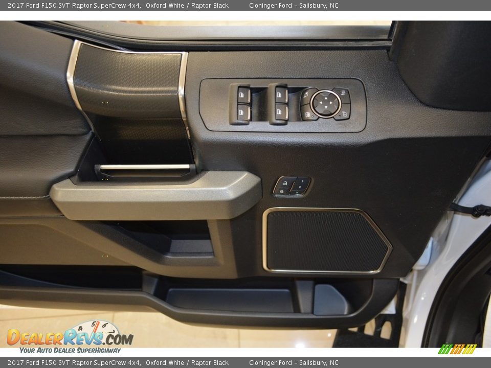 Door Panel of 2017 Ford F150 SVT Raptor SuperCrew 4x4 Photo #7