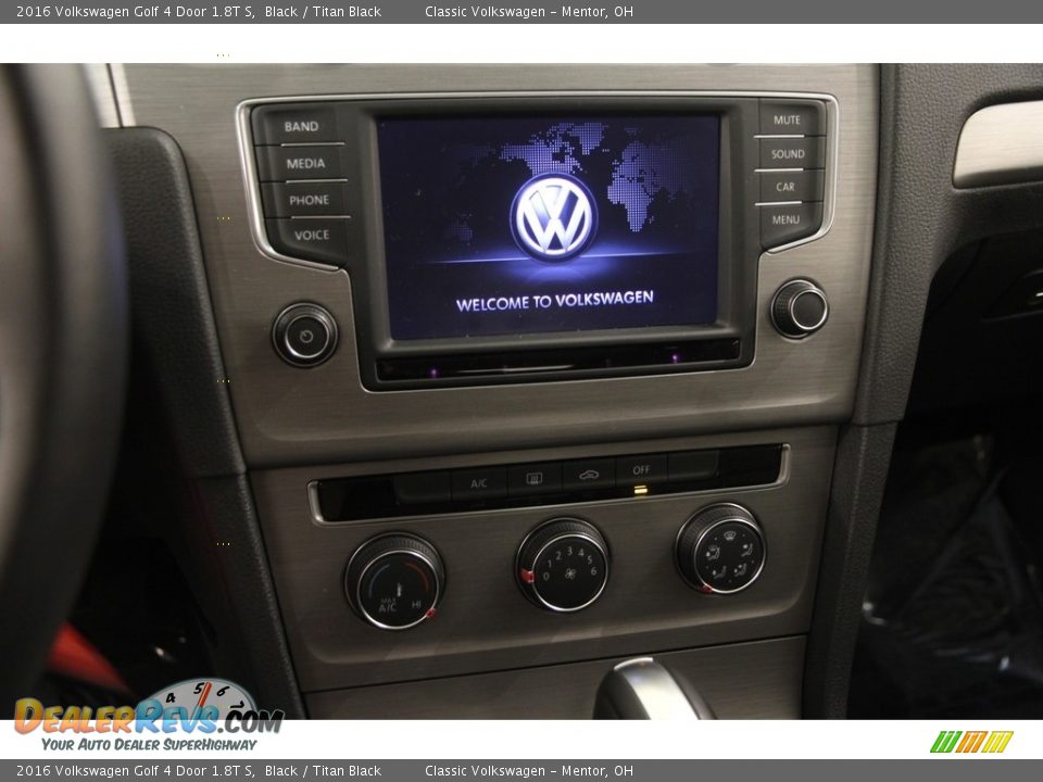 Controls of 2016 Volkswagen Golf 4 Door 1.8T S Photo #8