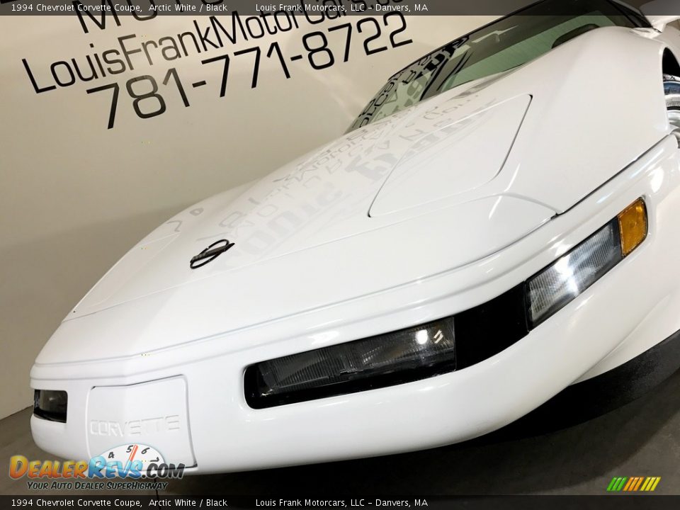 1994 Chevrolet Corvette Coupe Arctic White / Black Photo #24