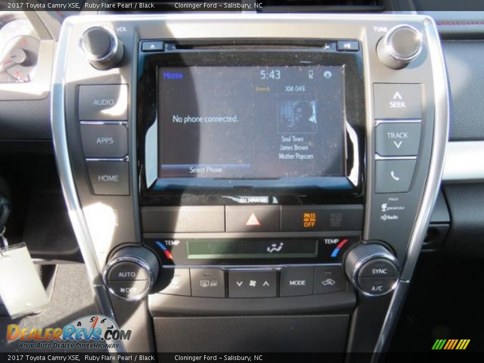 2017 Toyota Camry XSE Ruby Flare Pearl / Black Photo #16