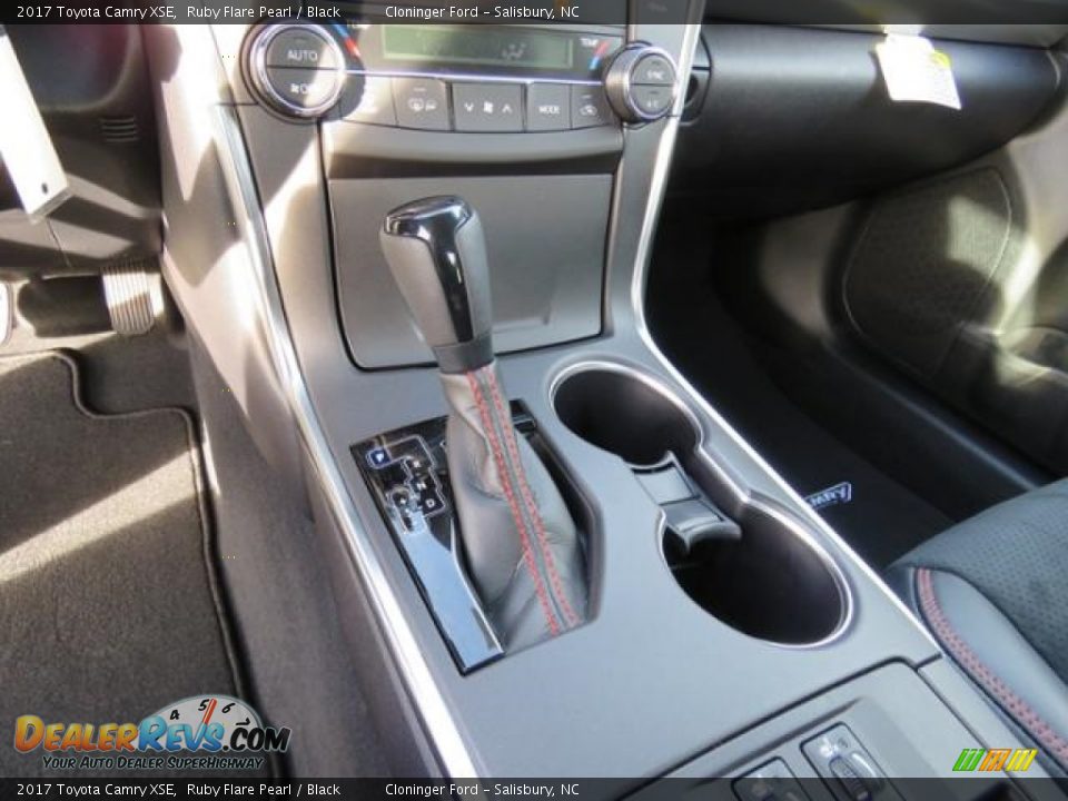 2017 Toyota Camry XSE Ruby Flare Pearl / Black Photo #19