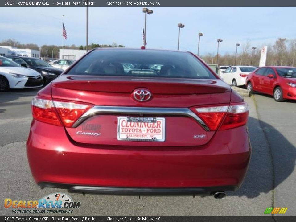 2017 Toyota Camry XSE Ruby Flare Pearl / Black Photo #22