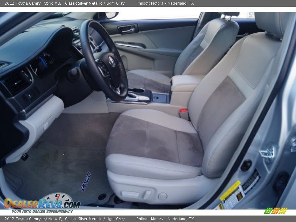2012 Toyota Camry Hybrid XLE Classic Silver Metallic / Light Gray Photo #17