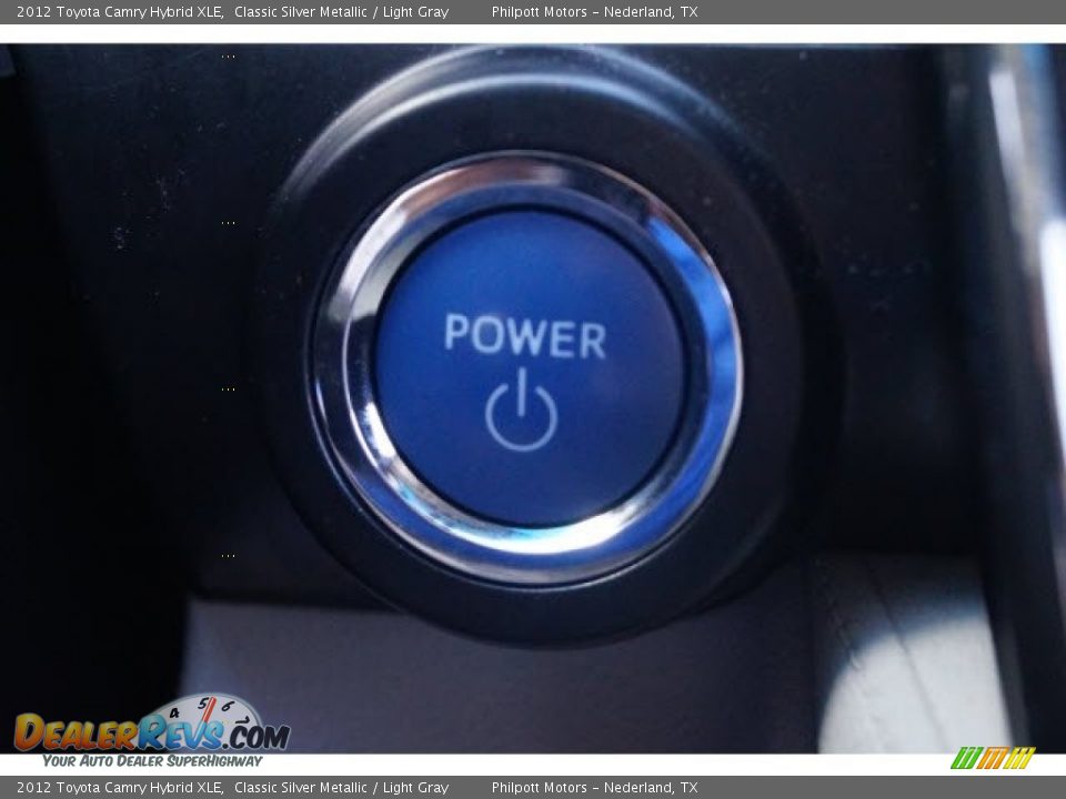2012 Toyota Camry Hybrid XLE Classic Silver Metallic / Light Gray Photo #29