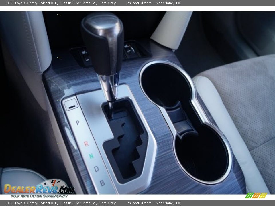 2012 Toyota Camry Hybrid XLE Classic Silver Metallic / Light Gray Photo #30