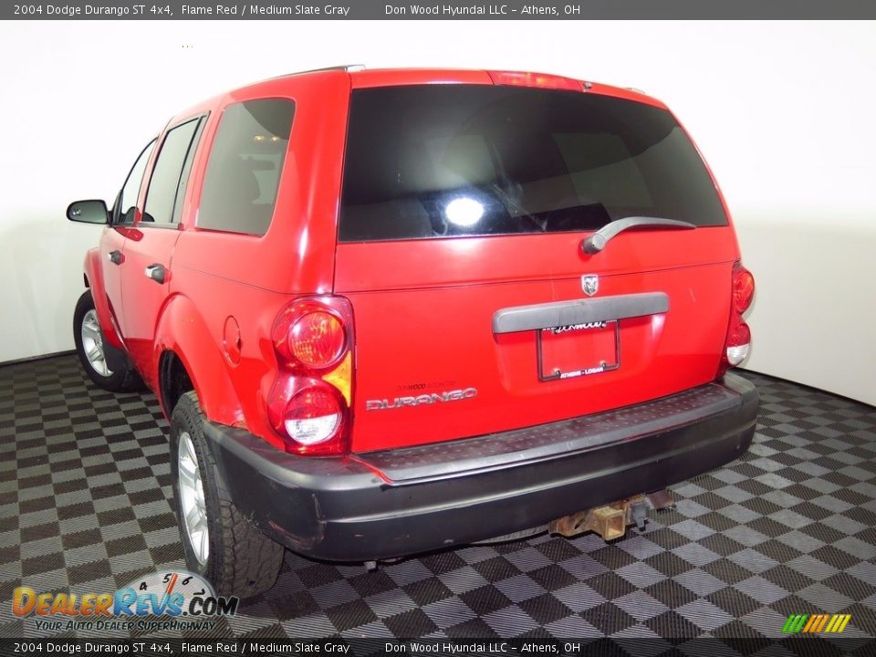 2004 Dodge Durango ST 4x4 Flame Red / Medium Slate Gray Photo #8