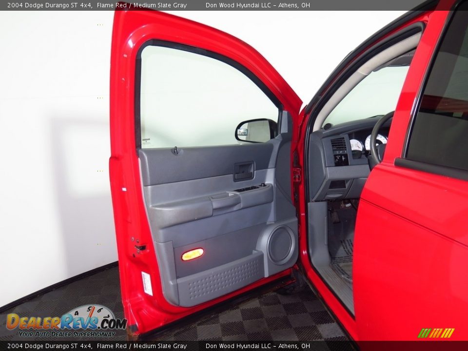 2004 Dodge Durango ST 4x4 Flame Red / Medium Slate Gray Photo #22