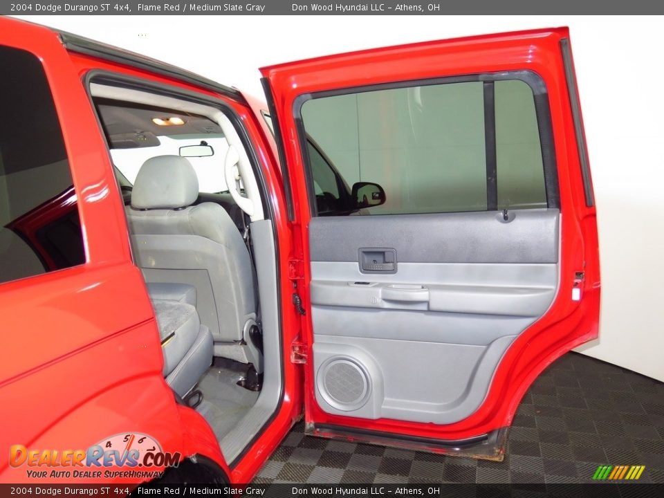 2004 Dodge Durango ST 4x4 Flame Red / Medium Slate Gray Photo #24