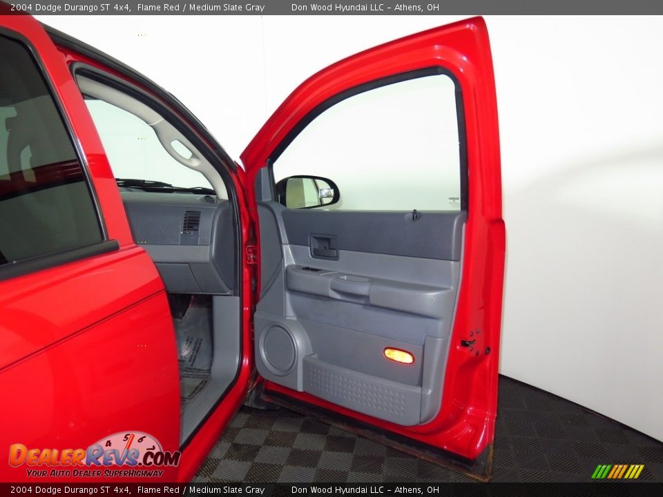 2004 Dodge Durango ST 4x4 Flame Red / Medium Slate Gray Photo #25