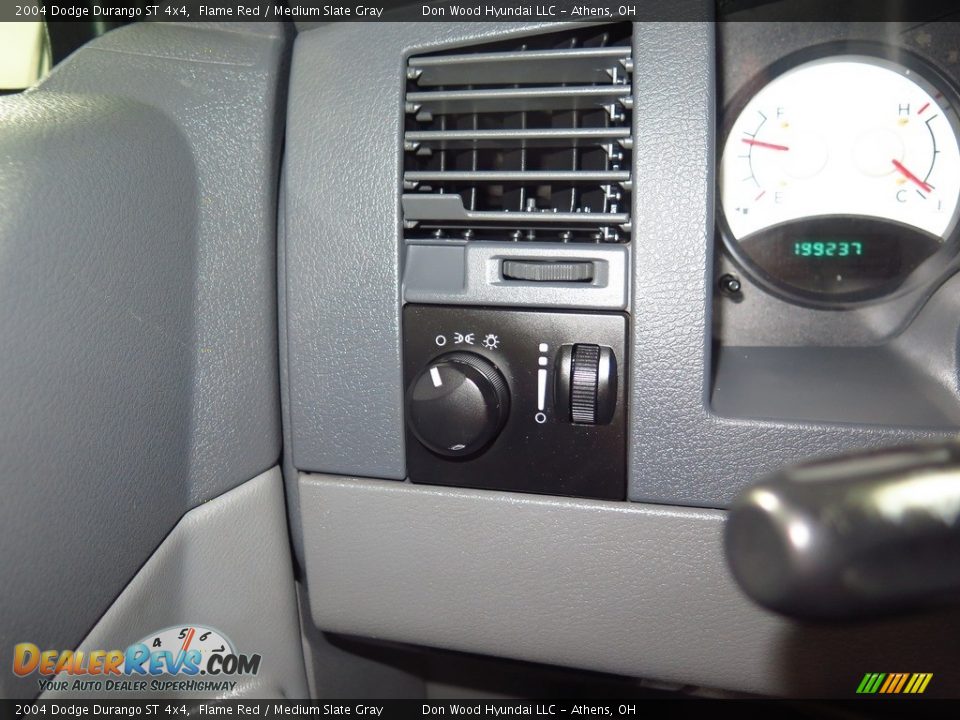 2004 Dodge Durango ST 4x4 Flame Red / Medium Slate Gray Photo #30