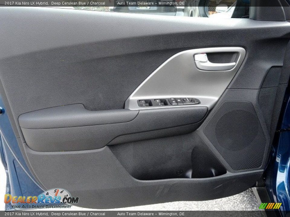 Door Panel of 2017 Kia Niro LX Hybrid Photo #11