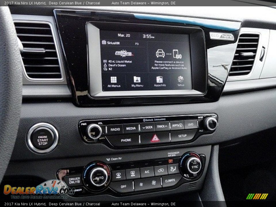 Controls of 2017 Kia Niro LX Hybrid Photo #15