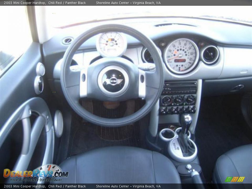 2003 Mini Cooper Hardtop Chili Red / Panther Black Photo #17