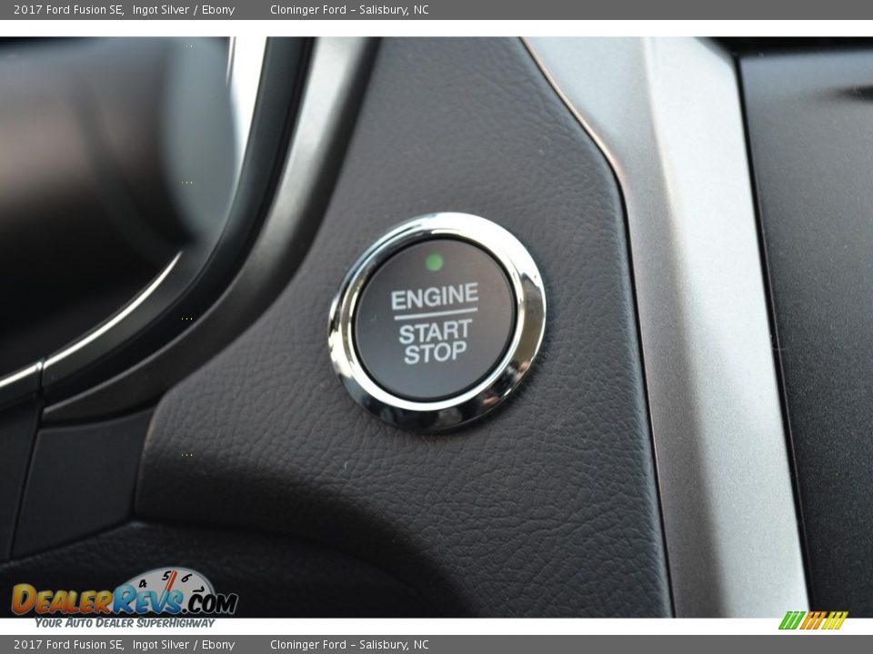 2017 Ford Fusion SE Ingot Silver / Ebony Photo #18