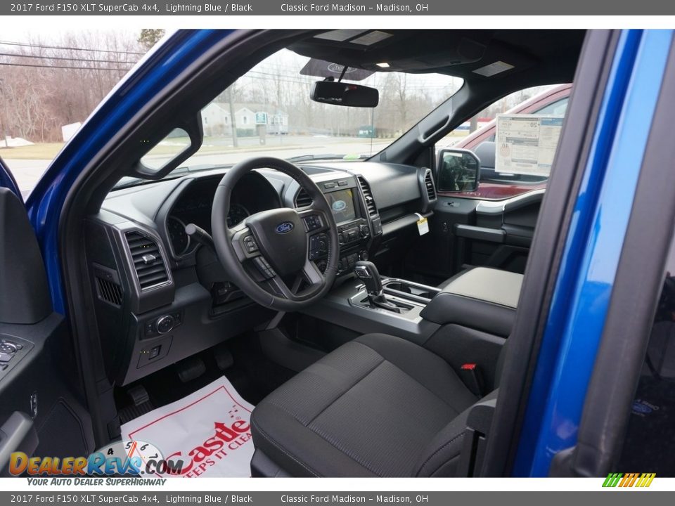 2017 Ford F150 XLT SuperCab 4x4 Lightning Blue / Black Photo #4