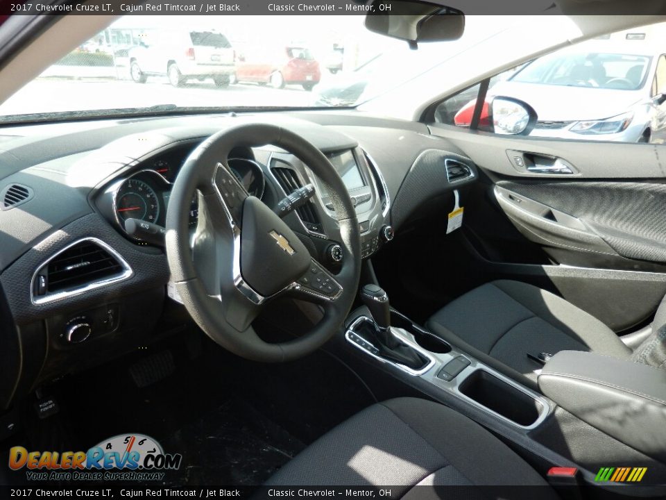 2017 Chevrolet Cruze LT Cajun Red Tintcoat / Jet Black Photo #7