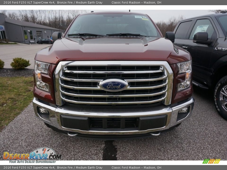 2016 Ford F150 XLT SuperCrew 4x4 Bronze Fire / Medium Earth Gray Photo #2