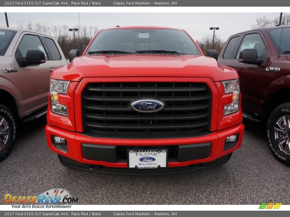 2017 Ford F150 XLT SuperCab 4x4 Race Red / Black Photo #2