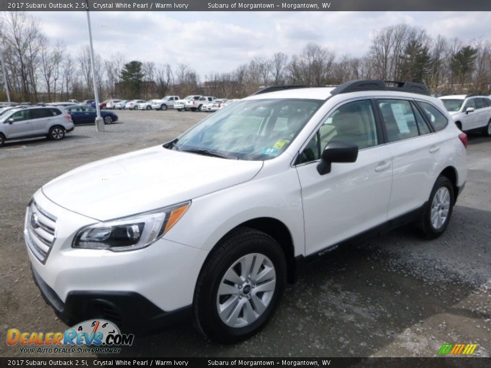 2017 Subaru Outback 2.5i Crystal White Pearl / Warm Ivory Photo #7