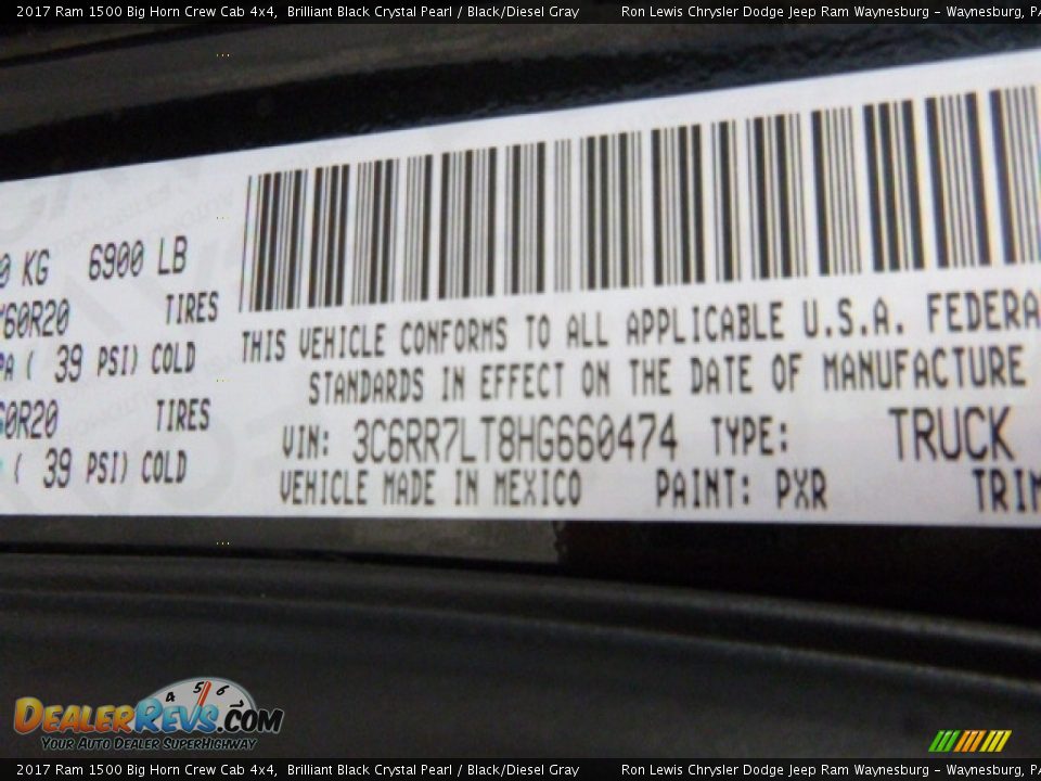 2017 Ram 1500 Big Horn Crew Cab 4x4 Brilliant Black Crystal Pearl / Black/Diesel Gray Photo #17