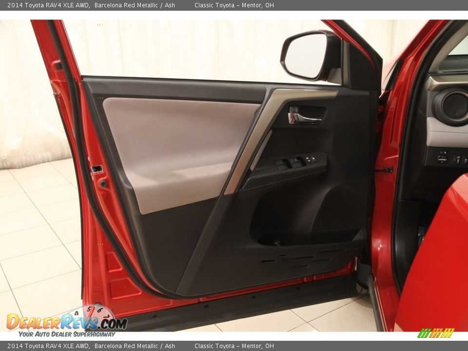 Door Panel of 2014 Toyota RAV4 XLE AWD Photo #4