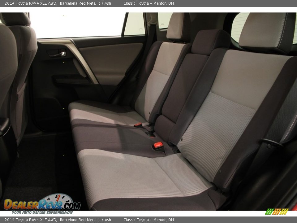 2014 Toyota RAV4 XLE AWD Barcelona Red Metallic / Ash Photo #16