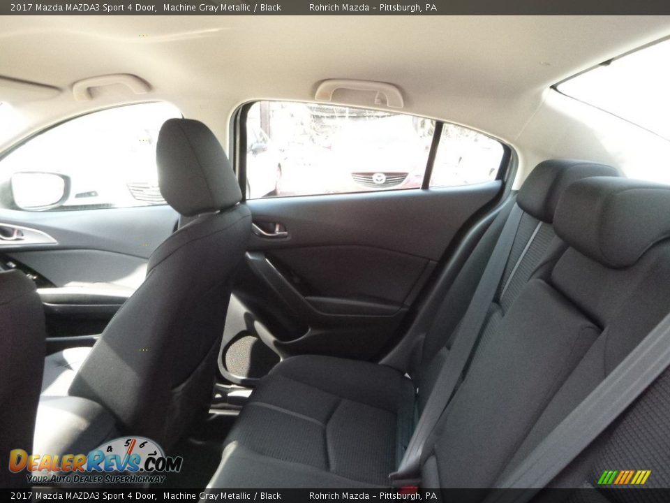 2017 Mazda MAZDA3 Sport 4 Door Machine Gray Metallic / Black Photo #7