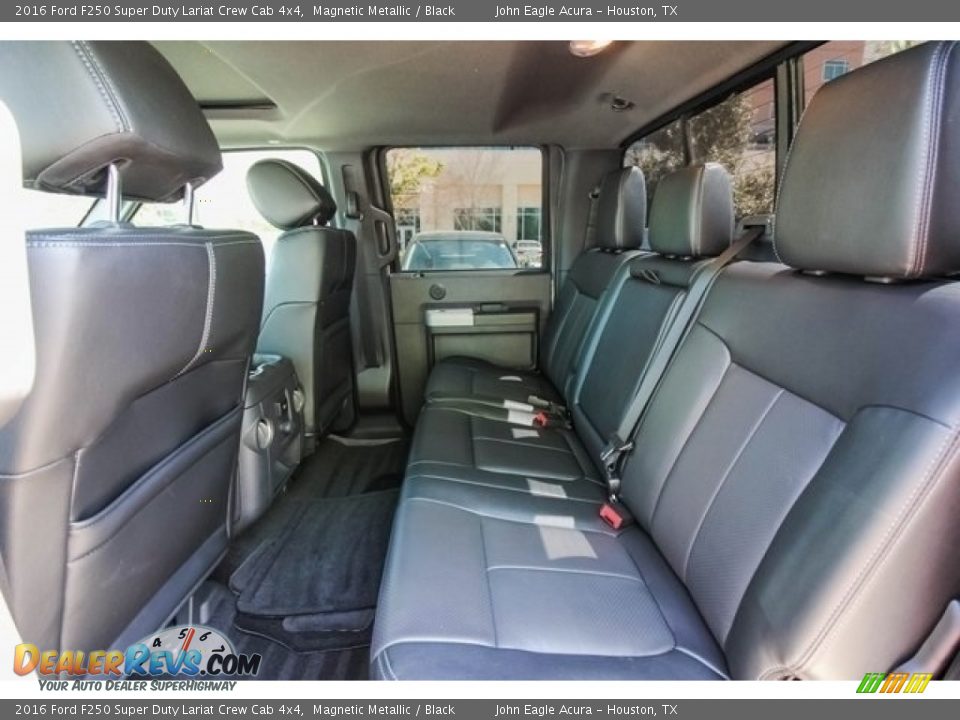 2016 Ford F250 Super Duty Lariat Crew Cab 4x4 Magnetic Metallic / Black Photo #20