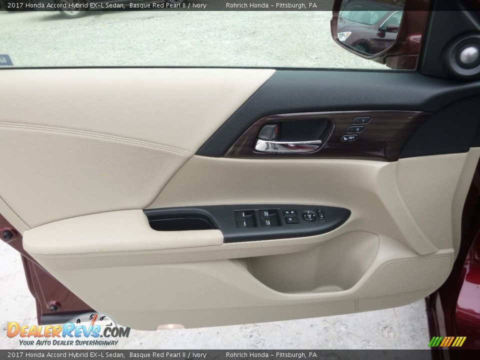 2017 Honda Accord Hybrid EX-L Sedan Basque Red Pearl II / Ivory Photo #9