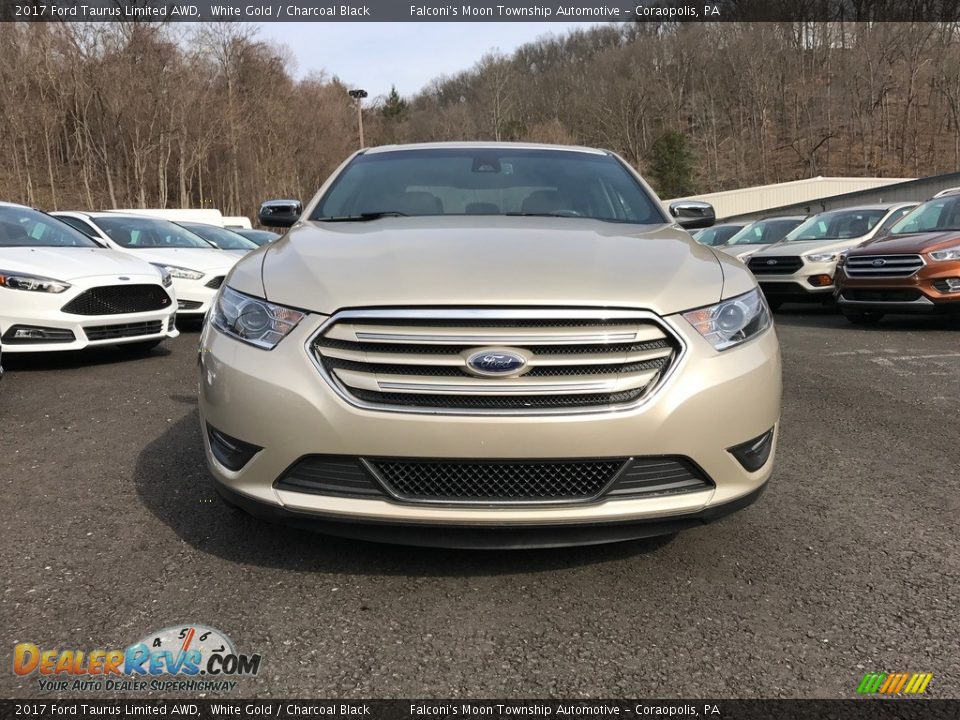2017 Ford Taurus Limited AWD White Gold / Charcoal Black Photo #2