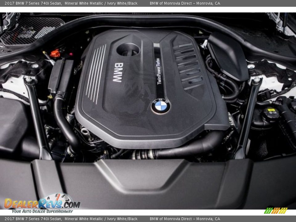 2017 BMW 7 Series 740i Sedan Mineral White Metallic / Ivory White/Black Photo #8