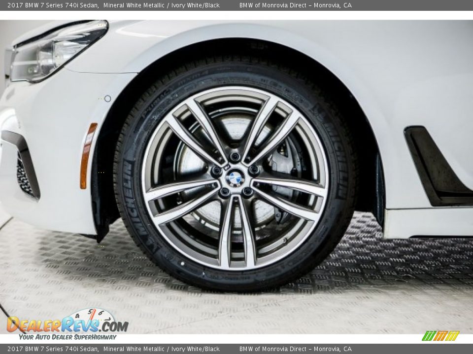 2017 BMW 7 Series 740i Sedan Mineral White Metallic / Ivory White/Black Photo #9