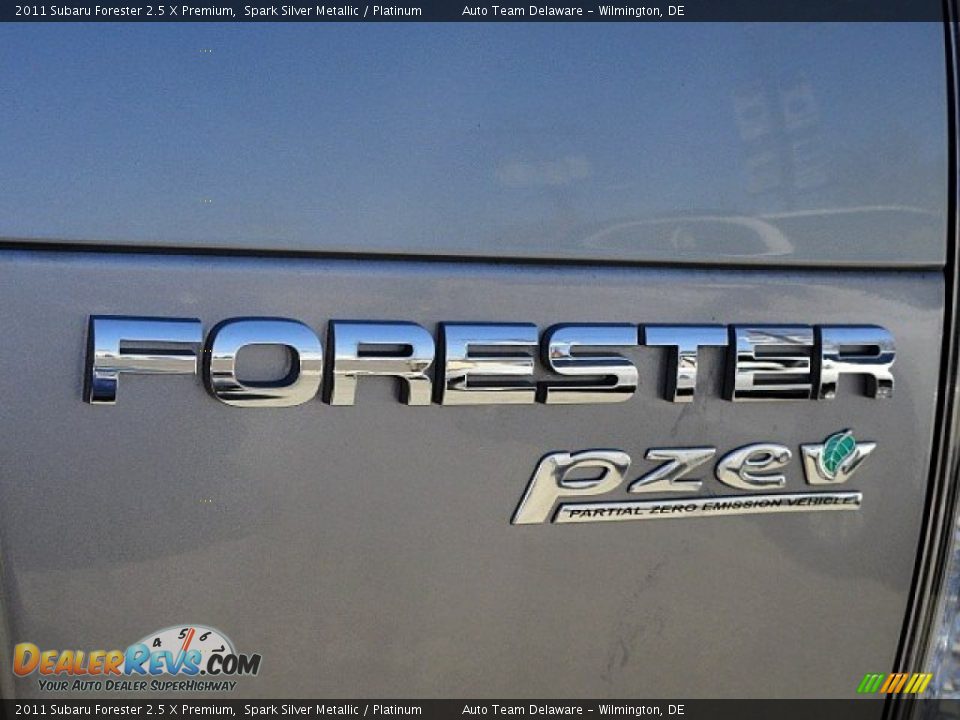 2011 Subaru Forester 2.5 X Premium Spark Silver Metallic / Platinum Photo #36