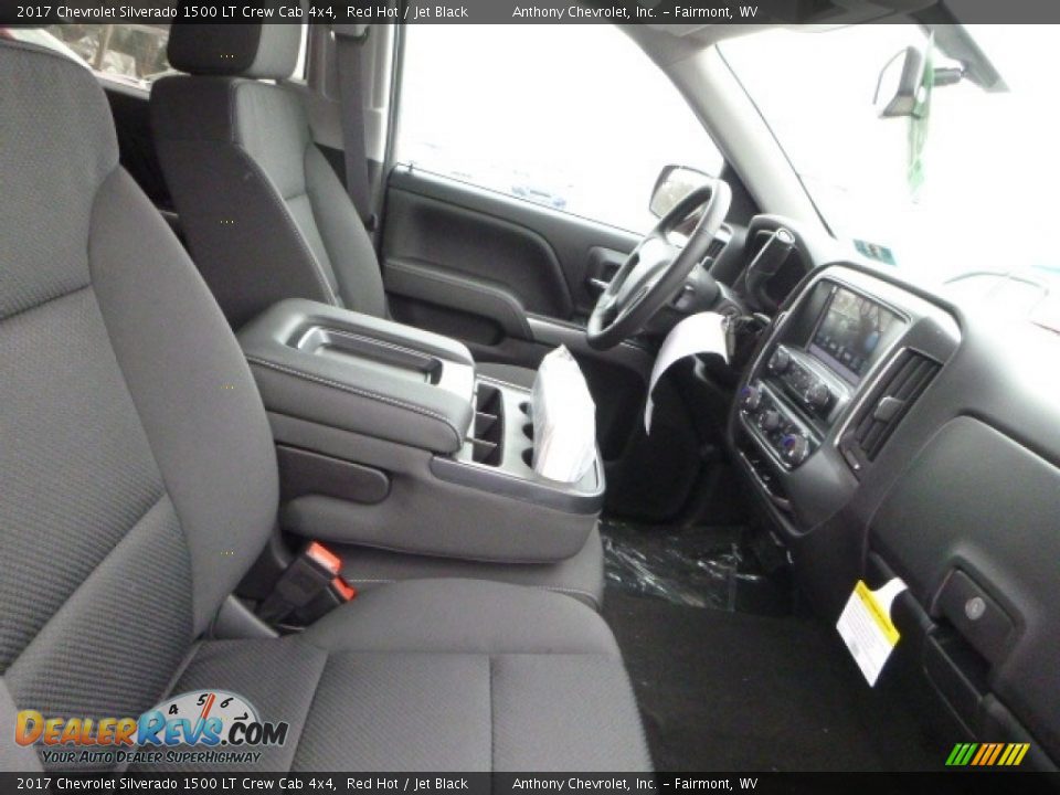 2017 Chevrolet Silverado 1500 LT Crew Cab 4x4 Red Hot / Jet Black Photo #3
